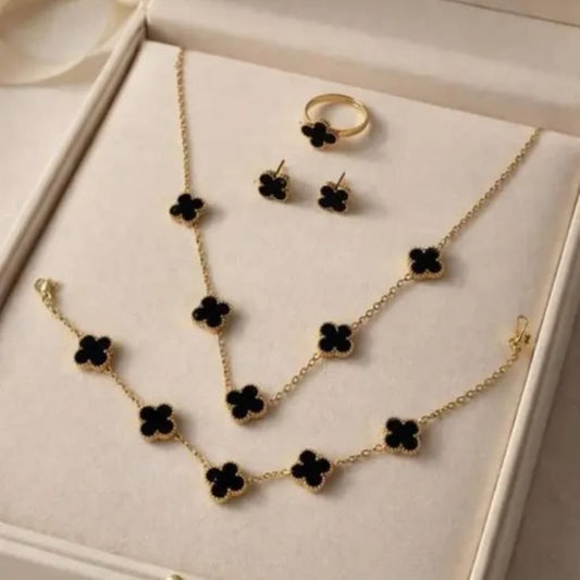 Black Clover Set