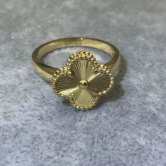 Gold Clover Ring
